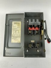 SquareD-H-261-FusibleSafetySwitch.jpg