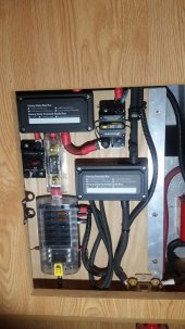 24V fuse panel and busbars.jpg